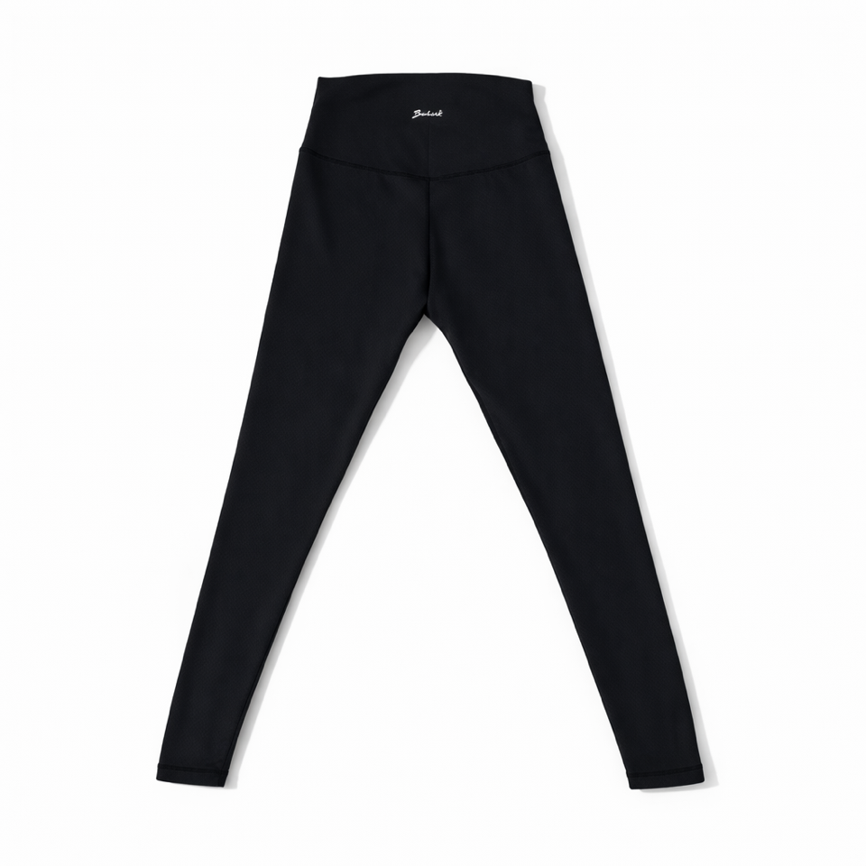 The Leggings That Change How You Walk Into a Room